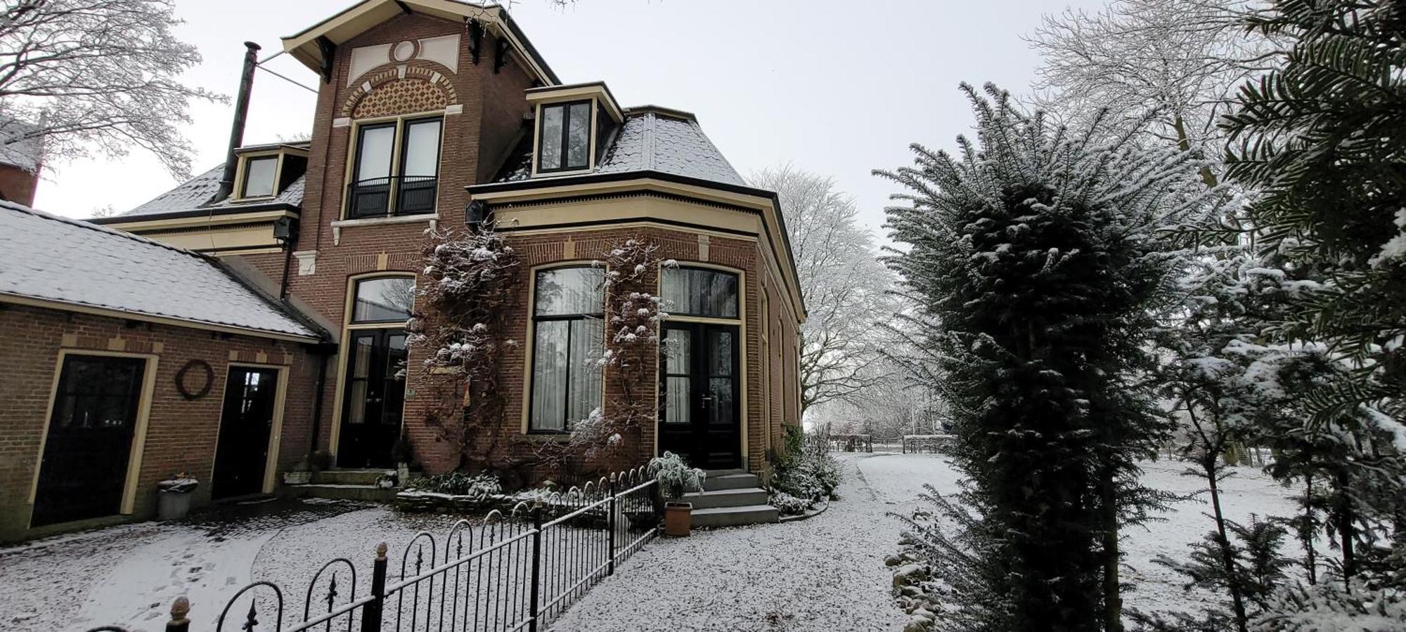 Bed and Breakfast Pastorie Waaxens Экстерьер фото